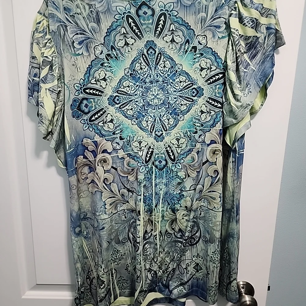 Blue and Green Boho Embellisjed Women's Top Sz 2X - Picture 6 of 6